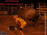 Público lotou arquibancadas na abertura da 5ª Etapa Maracaju de Rodeio Nacional