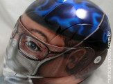 O QUE ACHA DE TER UM CAPACETE DESTE???
