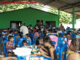 Almoço de Natal para as crianças da Vila Adrien 24/12/2011 