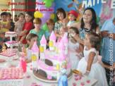Aniversariantes 3 anos Naitê e Lara Pais Graziella e Claúdio