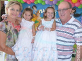 Aniversariantes 3 anos Naitê e Lara Pais Graziella e Claúdio