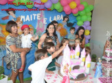Aniversariantes 3 anos Naitê e Lara Pais Graziella e Claúdio