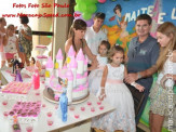 Aniversariantes 3 anos Naitê e Lara Pais Graziella e Claúdio