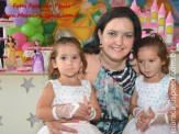 Aniversariantes 3 anos Naitê e Lara Pais Graziella e Claúdio
