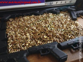 PRF realiza apreensão de 16 pistolas da marca Glock e munições na Ponte Ayrton Senna em Guaíra/PR