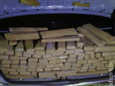 Em Maracaju, DOF apreende três veículos com 2,4 Toneladas de maconha, um Fuzil e uma submetralhadora