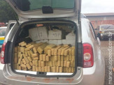 PRE apreende mais de meia tonelada de Maconha em veículo. Condutor reside em Maracaju