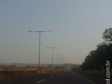 Internauta do MaracajuSpeed se revolta com iluminação pública que fica acesa durante o dia em rodovia de Itaporã