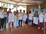Professores da rede de ensino municipal de Maracaju recebem uniformes da administração
