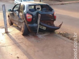 Maracaju: Colisão entre veículos na Rua Independência, resulta em destruição de ambos