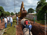 Prefeito Maurílio visita obras em execução de drenagem e de pavimentação asfáltica