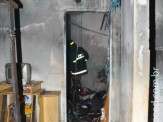 Homem ateia fogo em residência no Conjunto Olídia, revoltado com fim de relacionamento amoroso e é preso em flagrante pela PM