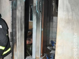 Homem ateia fogo em residência no Conjunto Olídia, revoltado com fim de relacionamento amoroso e é preso em flagrante pela PM