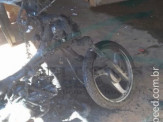 Maracaju: Incêndio possivelmente criminoso e com tendências políticas destrói motocicleta e coloca família em perigo