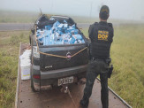 Após furar bloqueio e capotar veículo DOF apreende carro carregado com cigarro e defensivo agrícola contrabandeados