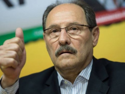 Governador volta atrás e abre mão de aumento salarial
