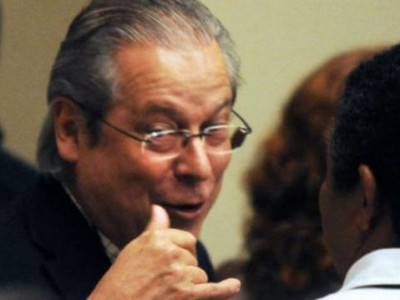 José Dirceu se articula para tentar recuperar poder no PT