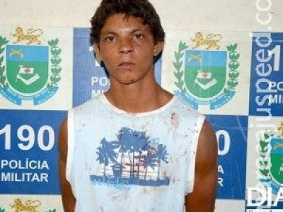 Homem é esfaqueado depois de discussão por jogo de baralho