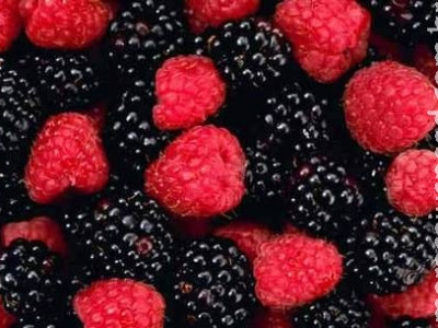Frutas vermelhas ajudam a prevenir câncer e retardar envelhecimento  