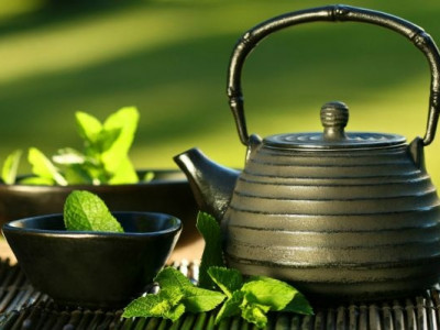 Dez benefícios que vão fazer você beber chá verde todos os dias