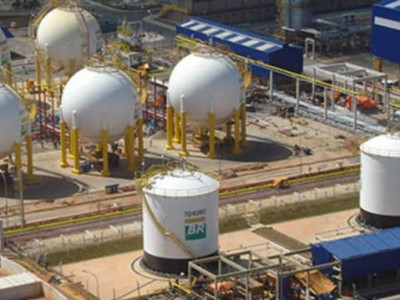 Corrupção na Petrobras pagava apoio a governo, diz executivo