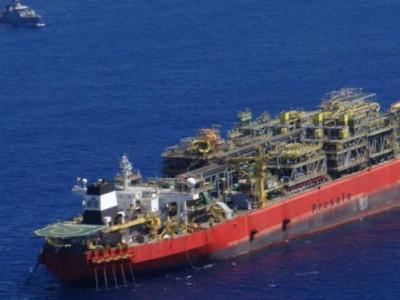 Trabalhadores da Petrobras se negam a embarcar no ES