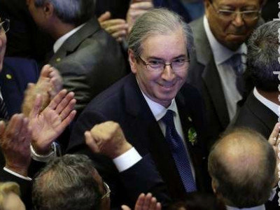  Projetos de "orgulho hétero" voltam a tramitar na Câmara