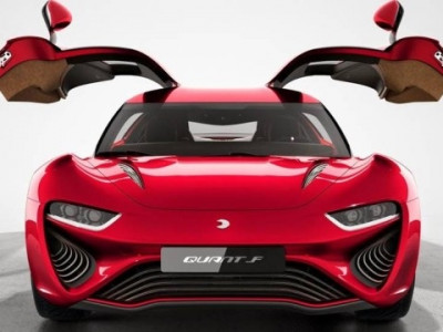 Supercarro tem quatro motores, 1090cv e emite apenas água