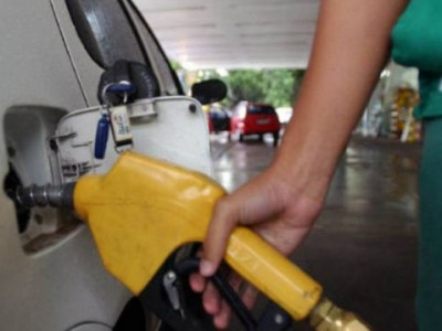 Preço médio da gasolina aumentou 7,5% na última semana 