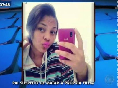 Em liberdade condicional, pai mata filha a facadas e foge 