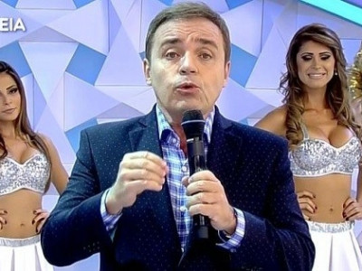 Jornalismo assume Gugu, e programa fica no ar até setembro