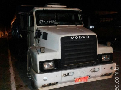 DOF apreende semireboque adulterado em Corumbá