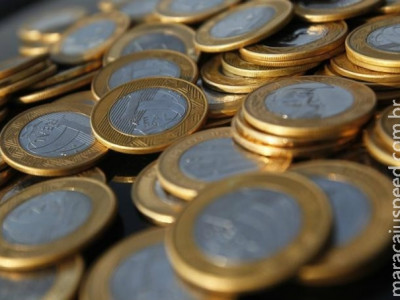 FMI diz que fraqueza do real é positiva para economia brasileira