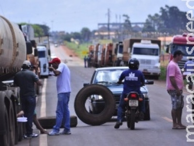 Caminhoneiros voltam a protestar por tabela do frente em rodovias amanhã