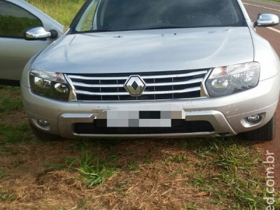 Condutor abandona veículo com 731,6 kg de maconha em rodovia federal