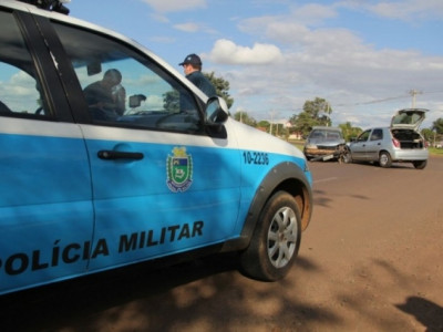 DJ causa acidente ao dirigir na contramão para atrair atenção da PM