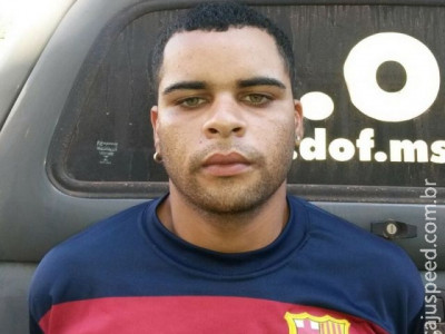Gaúcho é preso pelo DOF com 2,5 kg de cocaína em ônibus
