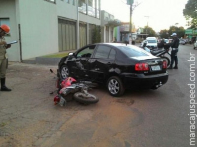 Pai de cantor sertanejo se envolve em acidente no interior