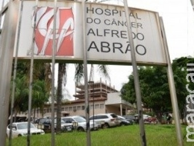 Hospital demite funcionária que cobrou R$ 3,8 mil de paciente do SUS