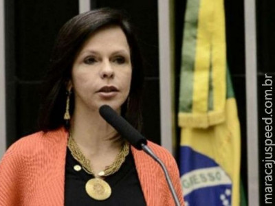 Deputada sofreu ameaça ao votar contra redução da maioridade