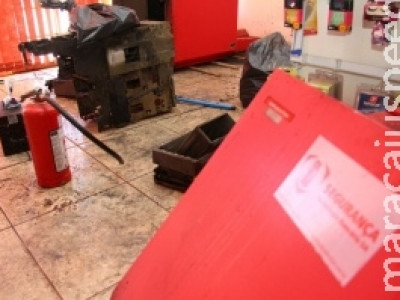 Polícia prende quadrilha suspeita de realizar furtos a caixas eletrônicos