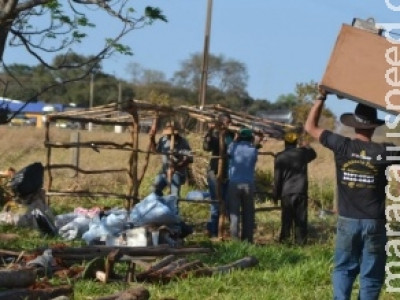 Sem-terra brasiguaios invadem fazenda em Nova Andradina