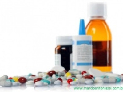 Anvisa publica guias sobre medicamentos e produtos biológicos