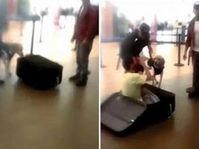 Polícia flagra homem escondido em mala em aeroporto