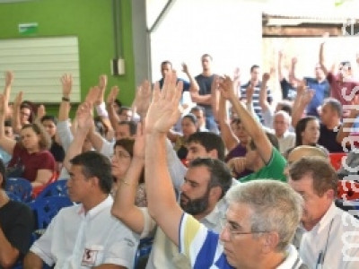 Bancários encerram greve e voltam ao trabalho nesta terça