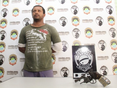 Suspeito de cometer cinco roubos e estupro é preso pela polícia