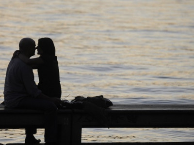Sexo 1 vez por semana é suficiente para felicidade conjugal, diz estudo