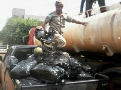 Homem é preso transportando maconha em fardos dentro de carga de óleo