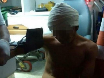 Idoso agride filho com golpe de foice depois de discussão