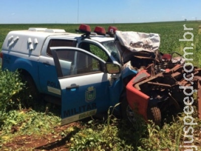 Policiais ficam feridos em colisão de viatura contra carreta na MS 280